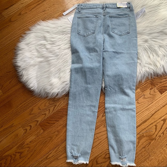 Tinseltown Distressed The Mom High Rise Jeans Denim size 9 - Picture 5 of 9